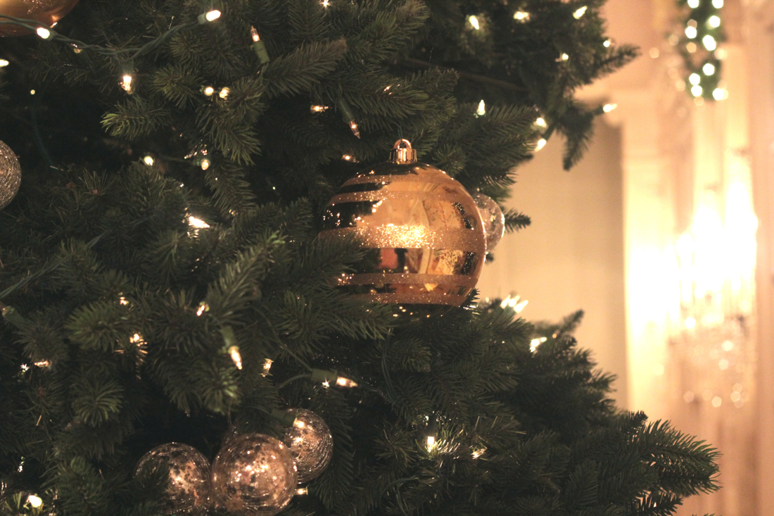 A close-up image of a decorated tree at the Sunset Club